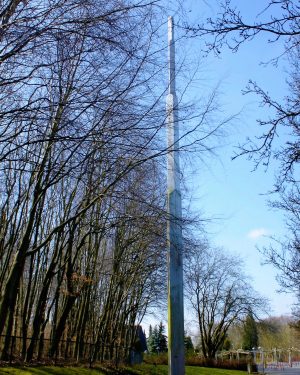 h6r2-b42 Valkenburgerweg - Obelisk achter Sintermeerten - Arie Berkulin
