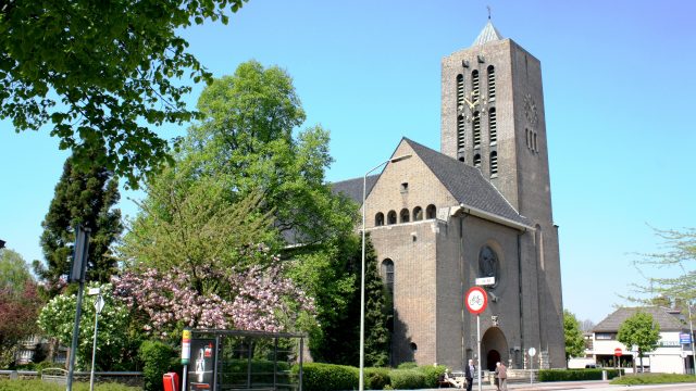 h6r5-s07 Heerenweg - Heksenberg - R.K.Kerk St. Gerardus Majella