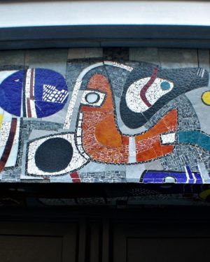 h6r1-g02 Oranje Nassaustraat - Mozaiek van Theo Lenartz